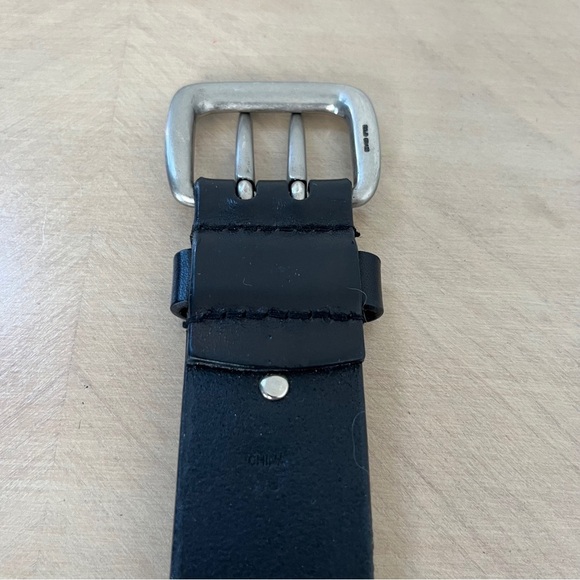 Perry Ellis Black Full Grain Cowhide Leather Belt Double Prong Brass Buckle 44 - Picture 7 of 11